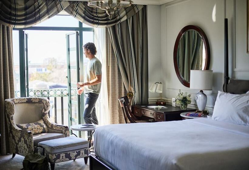 バルコニー付プレミアムルーム, The Charleston Place