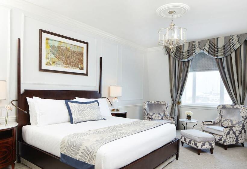 デラックスルーム, The Charleston Place