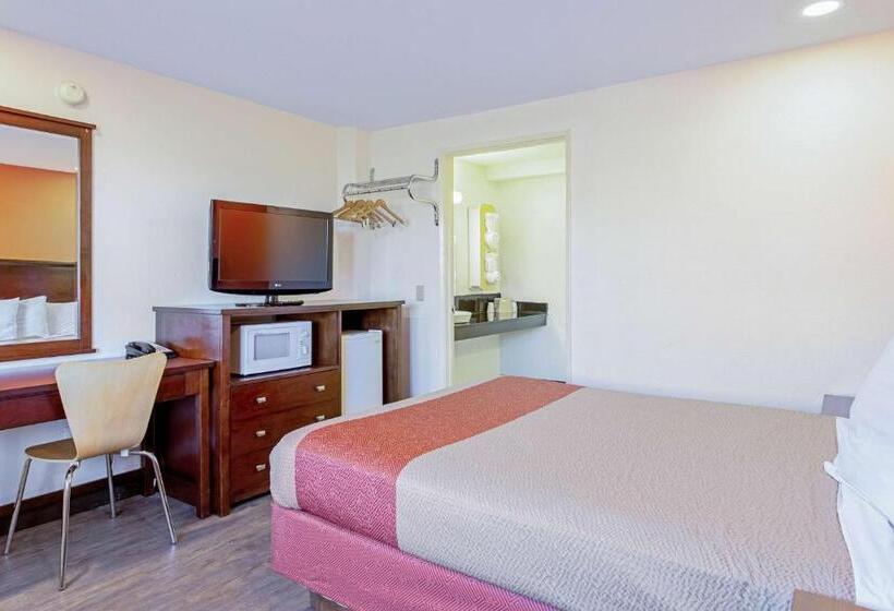 身障者適用スタンダードルーム, Motel 6 Pendleton, Or  West