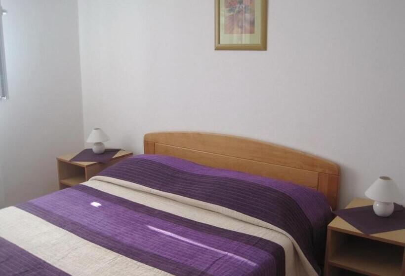 آپارتمان 1 خوابه, Ina Apartments