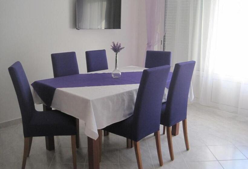 آپارتمان 1 خوابه, Ina Apartments