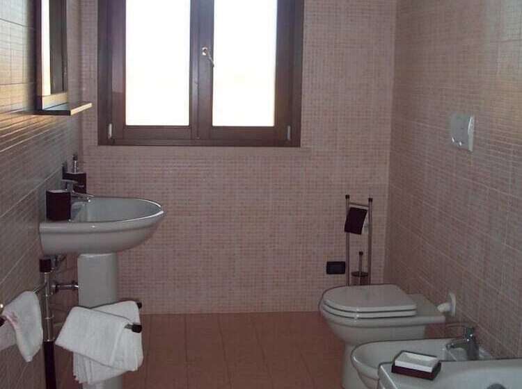 غرفة قياسية حمام مشترك, Al Calypso