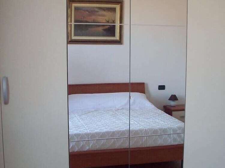 غرفة قياسية حمام مشترك, Al Calypso