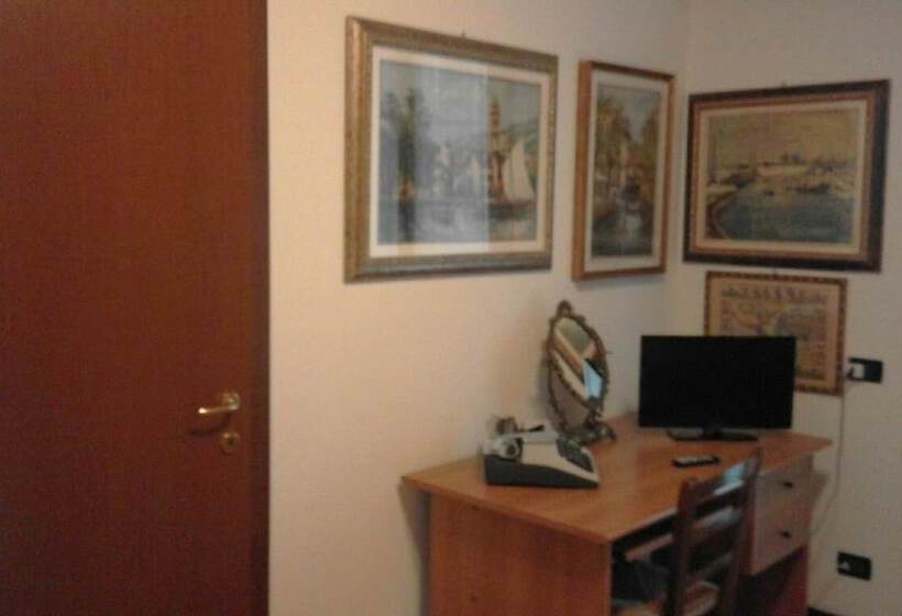اتاق استاندارد با سرویس بهداشتی مشترک, Al Calypso