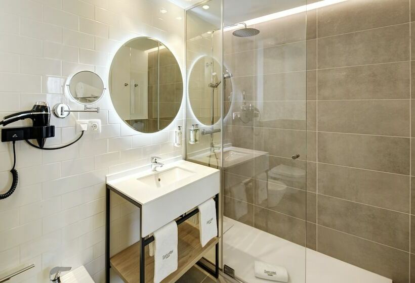 Номер Superior, Sercotel Ayala