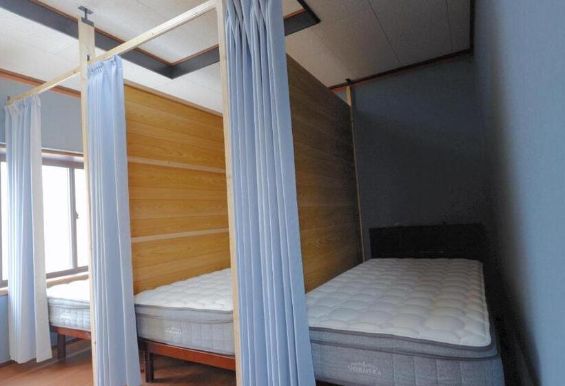 Cama em Quarto Compartilhado, Guesthouse Iwase