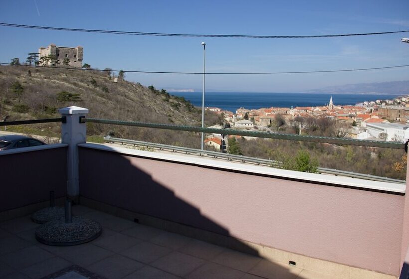 آپارتمان راحتی 1 خوابه, Bmb Apartments   Senj