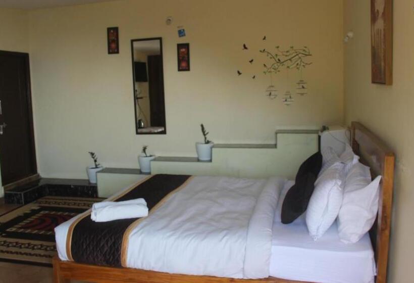 标准间带山景, Kollanoor Guest House