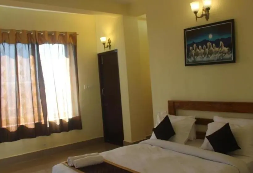 اتاق استاندارد با بالکن, Kollanoor Guest House