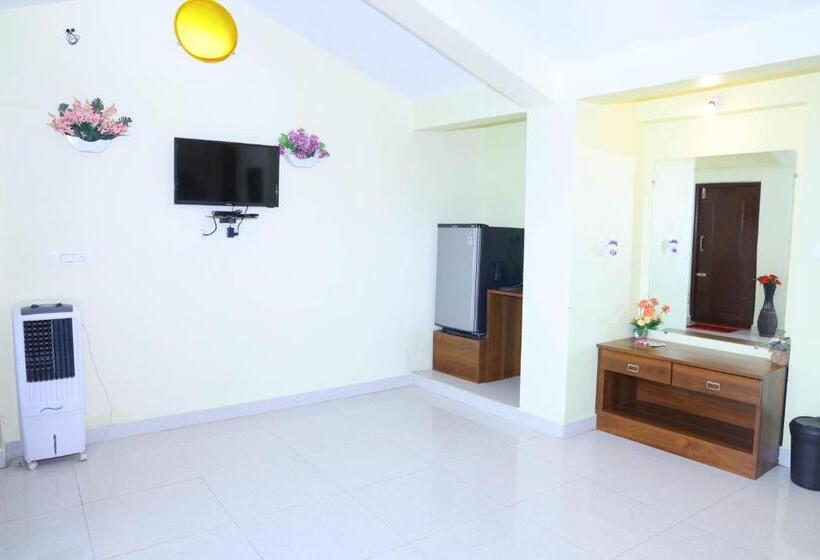 اتاق استاندارد با بالکن, Kollanoor Guest House