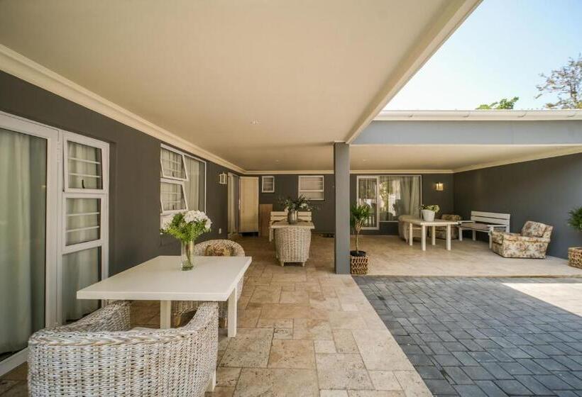 Номер Deluxe Вид на Бассейн, 182 Old Transkei Road