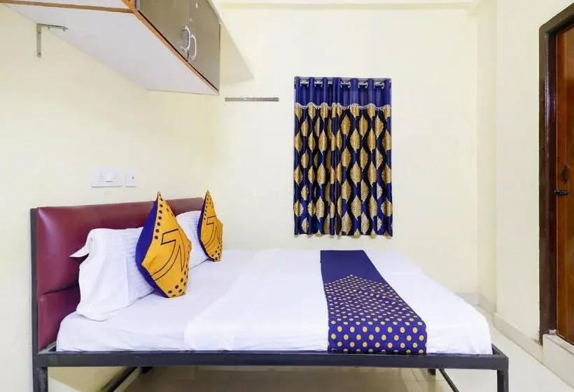 اتاق استاندارد سه نفره, O Srinidhi Inn Near Bharat Nagar Metro Station