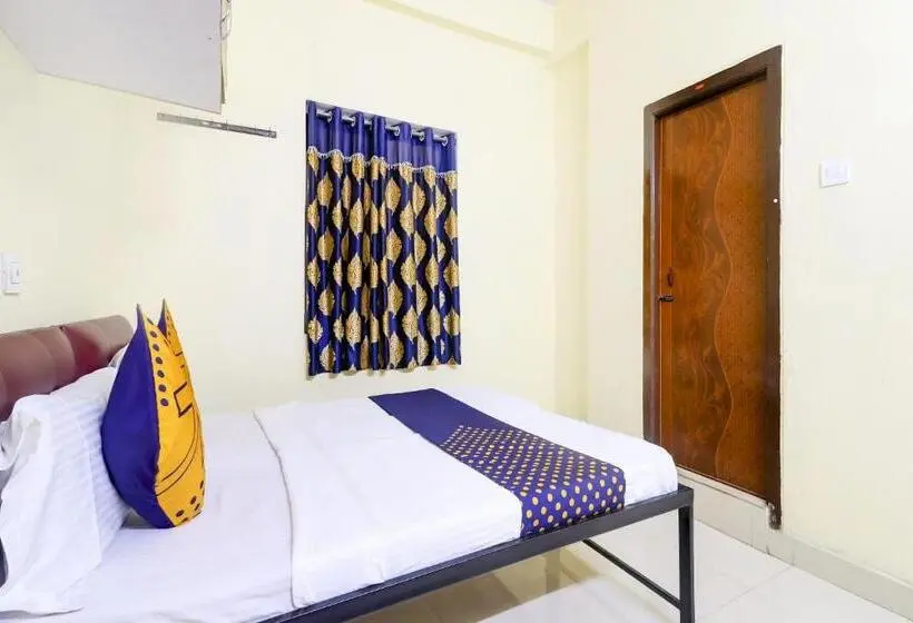 اتاق استاندارد سه نفره, O Srinidhi Inn Near Bharat Nagar Metro Station