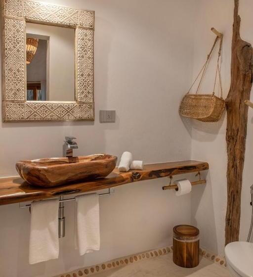 스탠다드 룸, Mawimbi