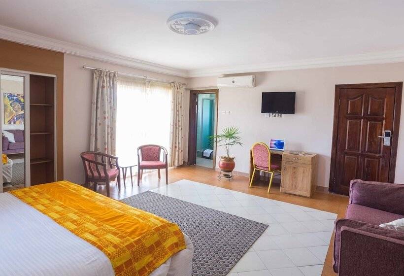 اتاق لوکس, Central Hotel Ridge