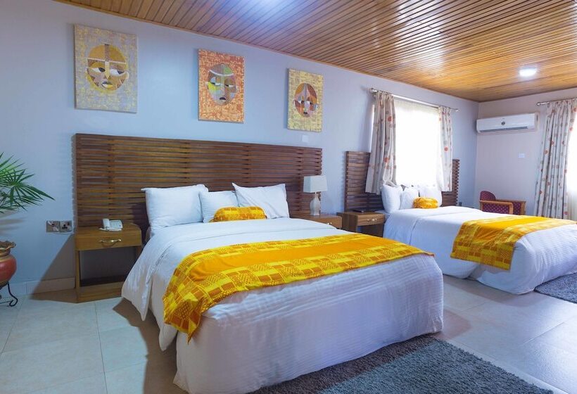 اتاق لوکس, Central Hotel Ridge