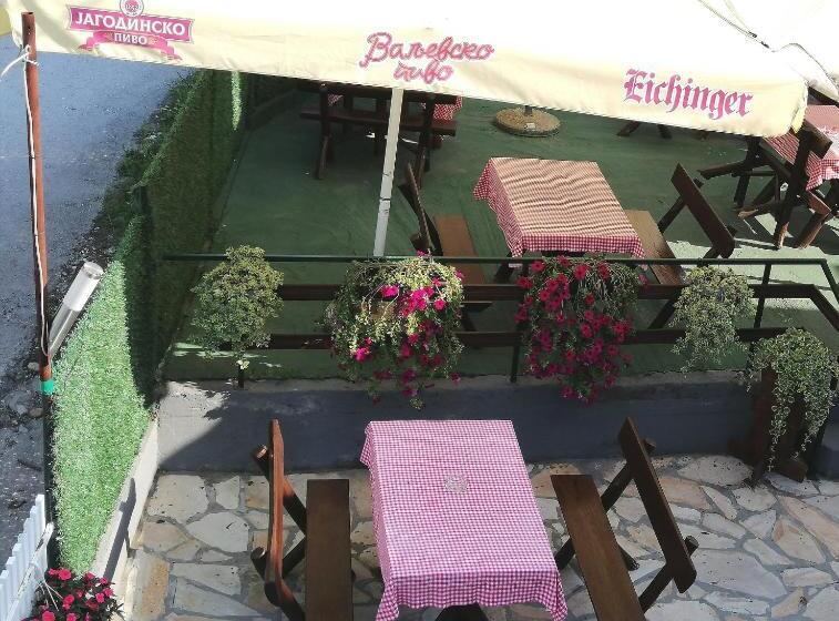 اتاق استاندارد سه نفره, Vaš Kutak   Sobe Lux Za Izdavanje