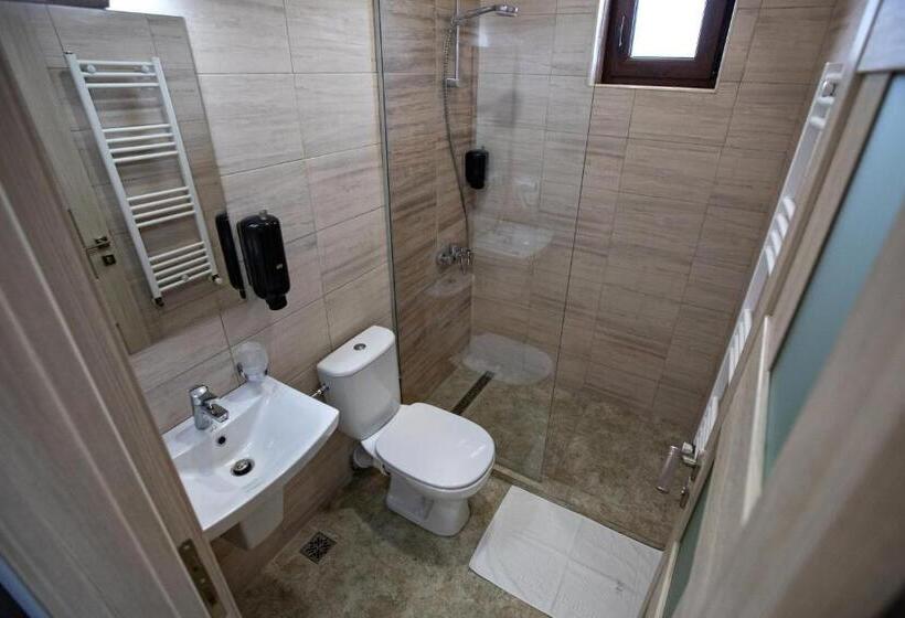 Номер Стандарт Трехместный, Airport House