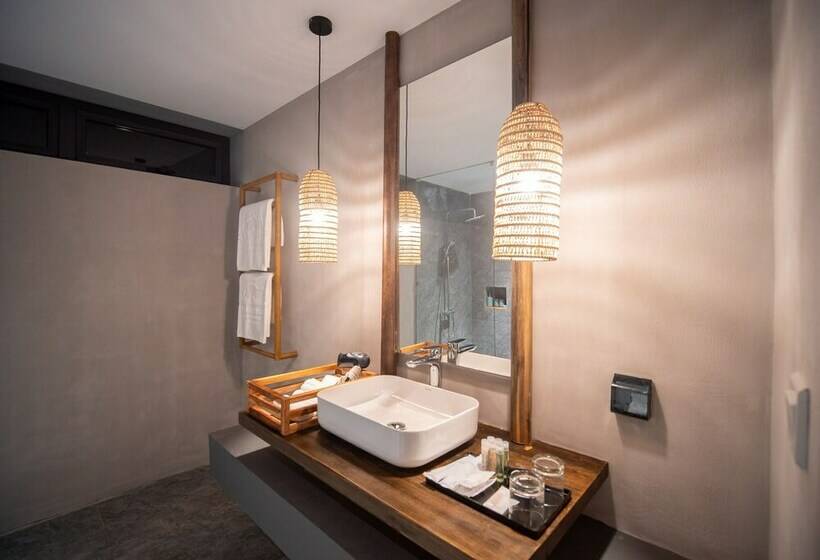 Camera Deluxe, Zwekapin Valley Resort & Spa