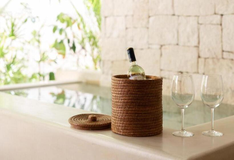 سوئیت جونیور با چشمانداز, Ma Xanab Tulum