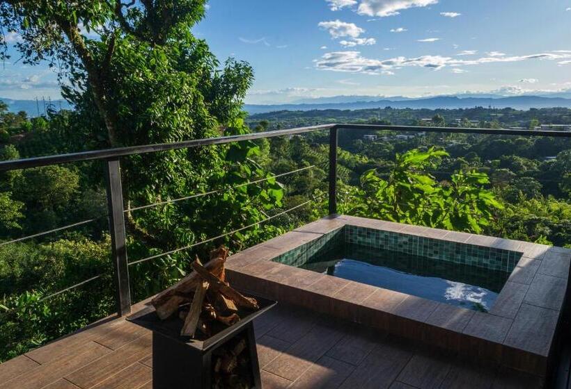 سوییت لوکس, El Edén Country Hotel Y Club Residencial