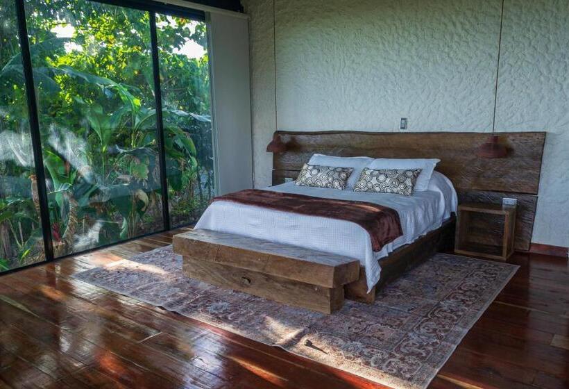 سوییت لوکس, El Edén Country Hotel Y Club Residencial