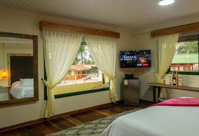 سوئیت با تخت بزرگ, El Edén Country Hotel Y Club Residencial