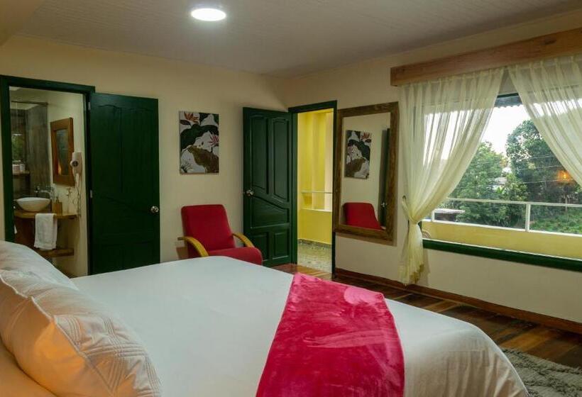 سوئیت با تخت بزرگ, El Edén Country Hotel Y Club Residencial