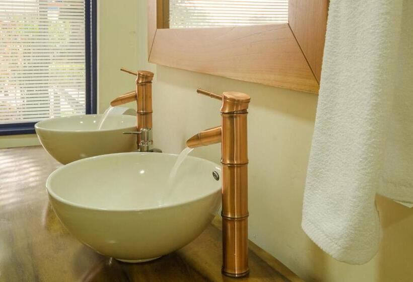 سوییت اجرایی, El Edén Country Hotel Y Club Residencial