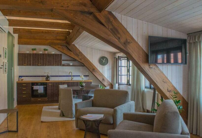 スタンダード４人部屋, Apartmány šupina