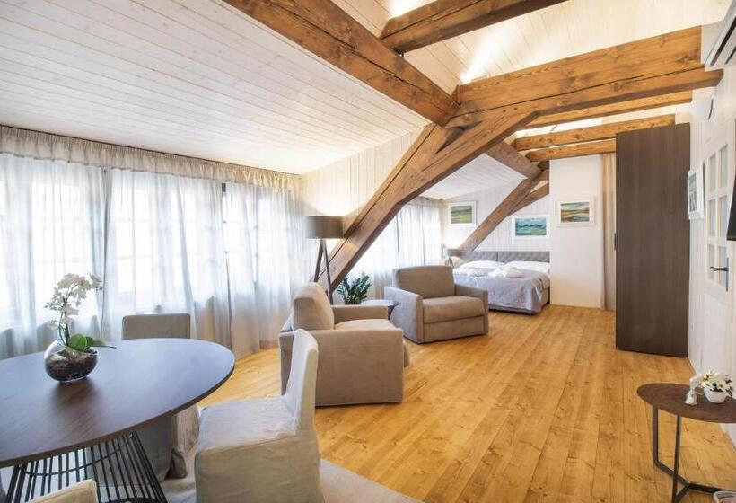 スタンダード４人部屋, Apartmány šupina