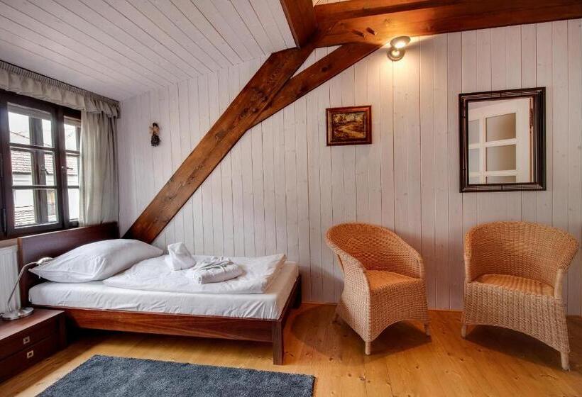 منزل 3 غرف نوم, Apartmány šupina