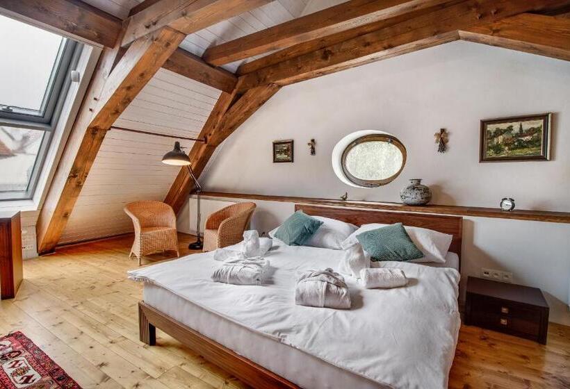 منزل 3 غرف نوم, Apartmány šupina