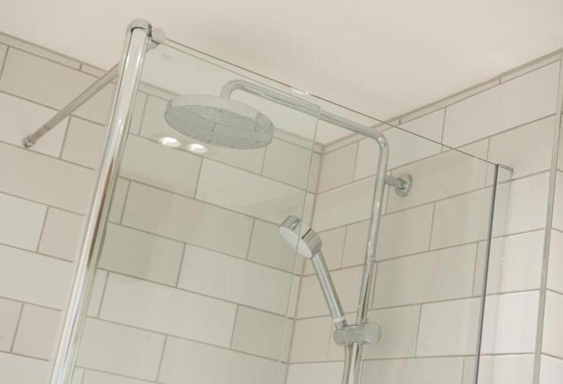 패밀리 룸, The Kestrel By Innkeeper S Collection