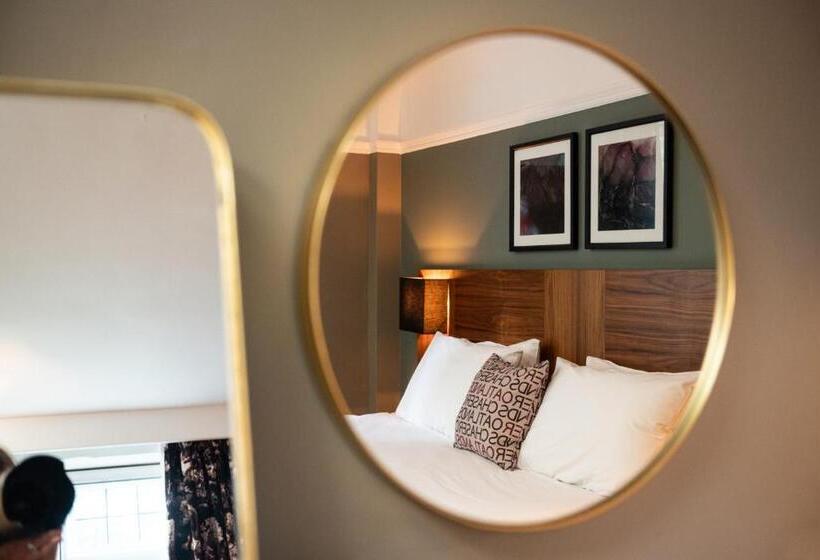 패밀리 룸, The Oatlands Chaser by Innkeeper's Collection