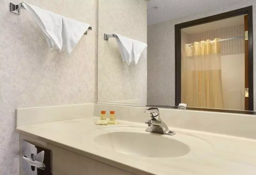 スイート, Days Inn By Wyndham Phoenix North