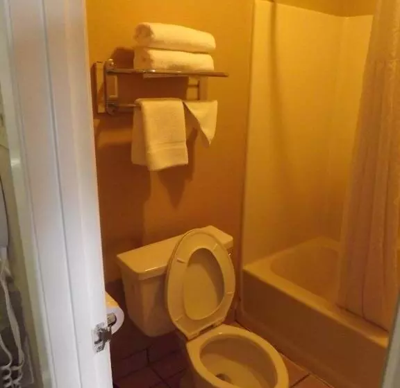 ２ダブルベッドのスタンダードルーム, Executive Inn Kilgore