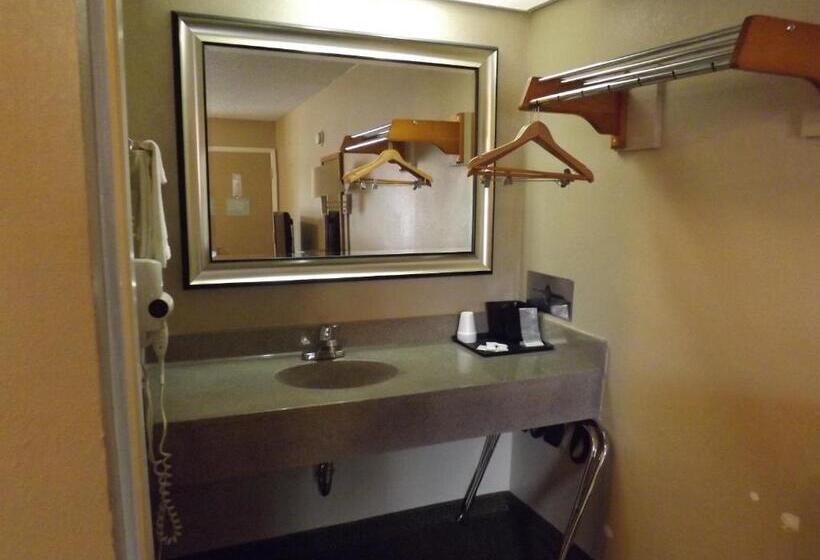 חדר סטנדרט שתי מיטות זוגיות, Executive Inn Kilgore