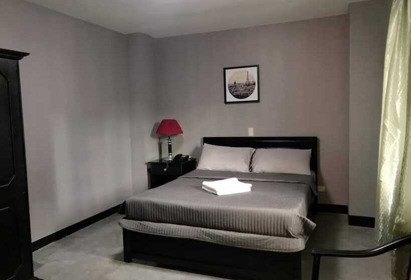 Quarto Estandar Cama Casal, Capada