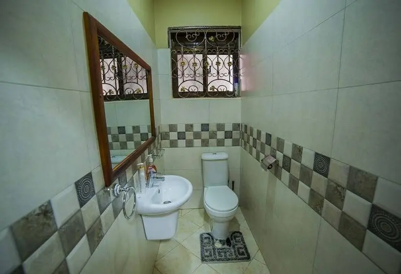 اتاق استاندارد یک نفره, Greens Guest Homes