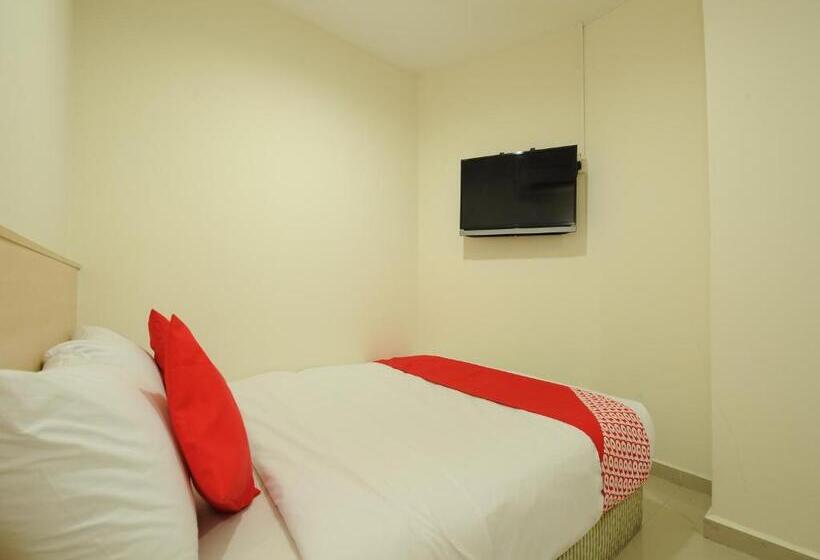 Номер Стандарт, Batu Caves Star Hotel By Oyo Rooms