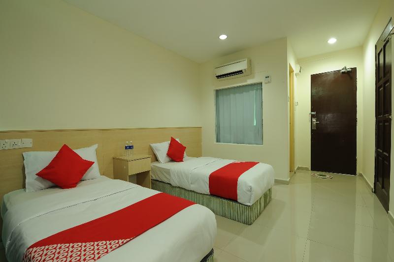 Номер Deluxe, Batu Caves Star Hotel By Oyo Rooms