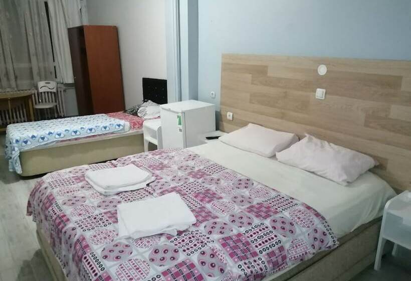 اتاق استاندارد با چشم‌انداز کوهستان, çiğdem Motel Pansiyon & Pub