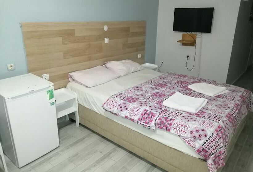 اتاق استاندارد با چشم‌انداز کوهستان, çiğdem Motel Pansiyon & Pub