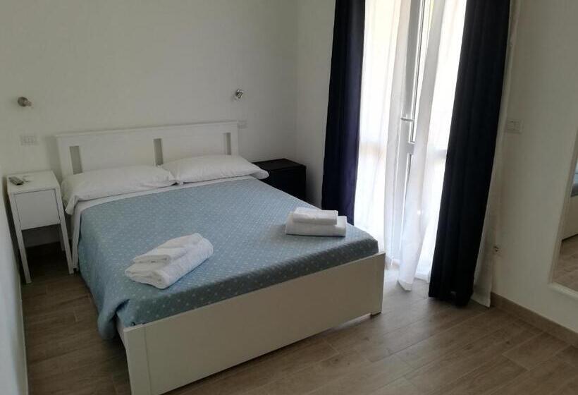 Standard Szoba Erkéllyel, Domo Alghero Centro