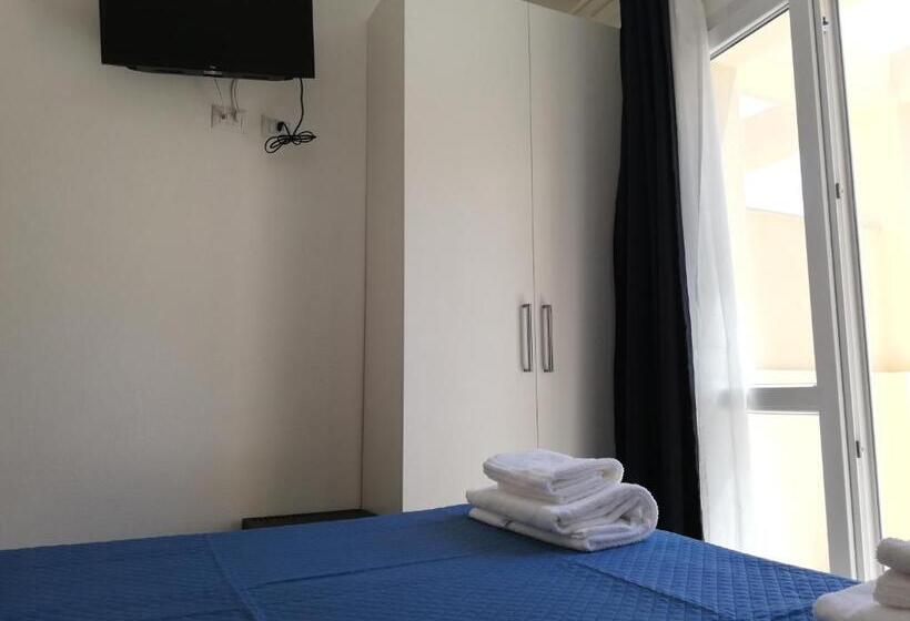 Standard Szoba Terasszal, Domo Alghero Centro