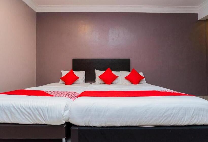 סוויטת סופריור, Golden Horse