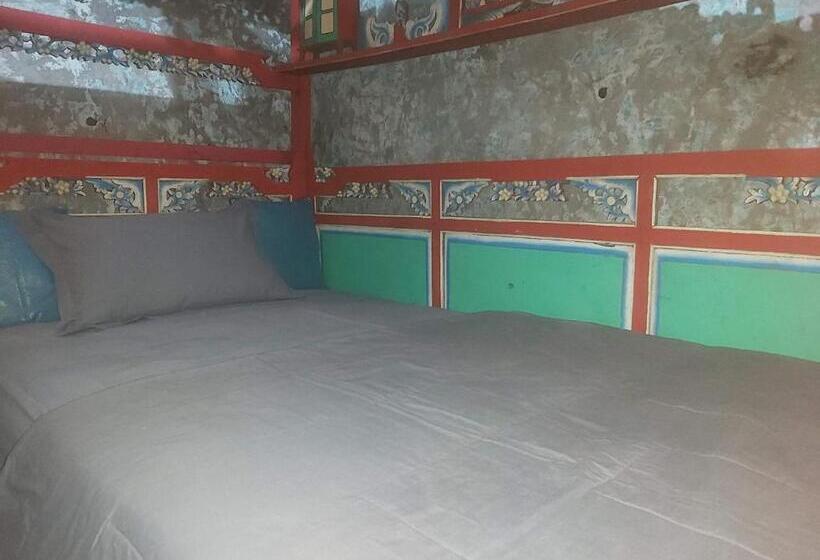 Ekonomik Oda, Twospaces Living At Bunga Desa, Jimbaran