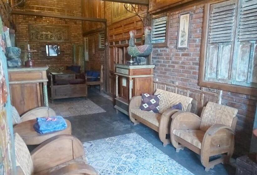 Quarto Quádruplo Economy, Twospaces Living At Bunga Desa, Jimbaran