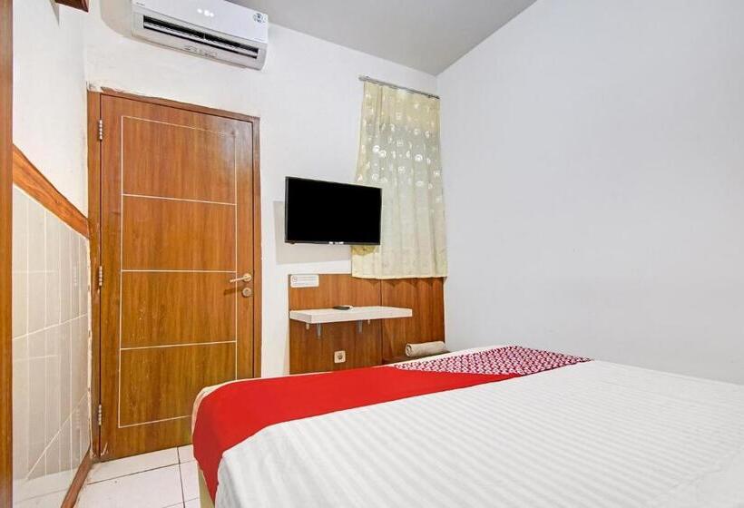 Номер Стандарт, Reddoorz Near Mall Of Indonesia